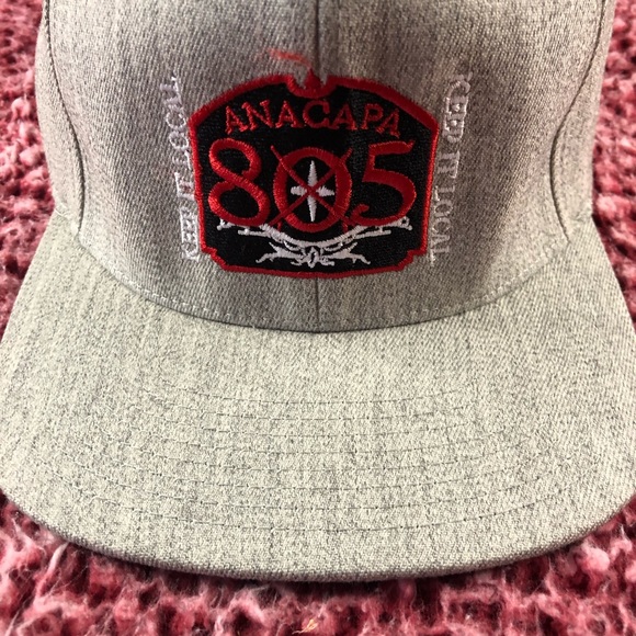 Men’s Anacapa 805 Flexfit Hat - Picture 2 of 7